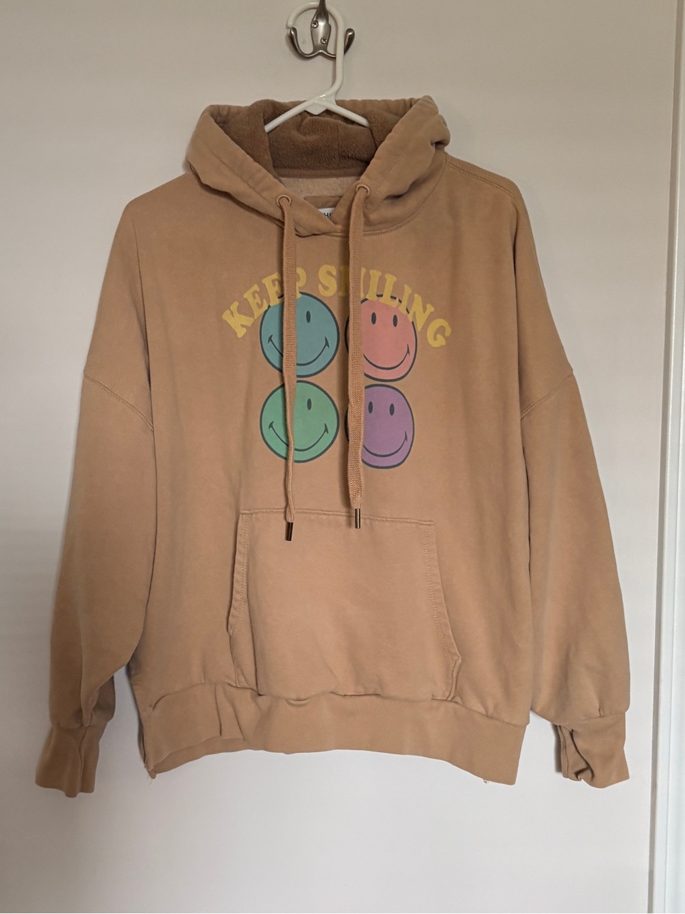 American Eagle KEEP SMILING Tan Oversized Hoodie Small